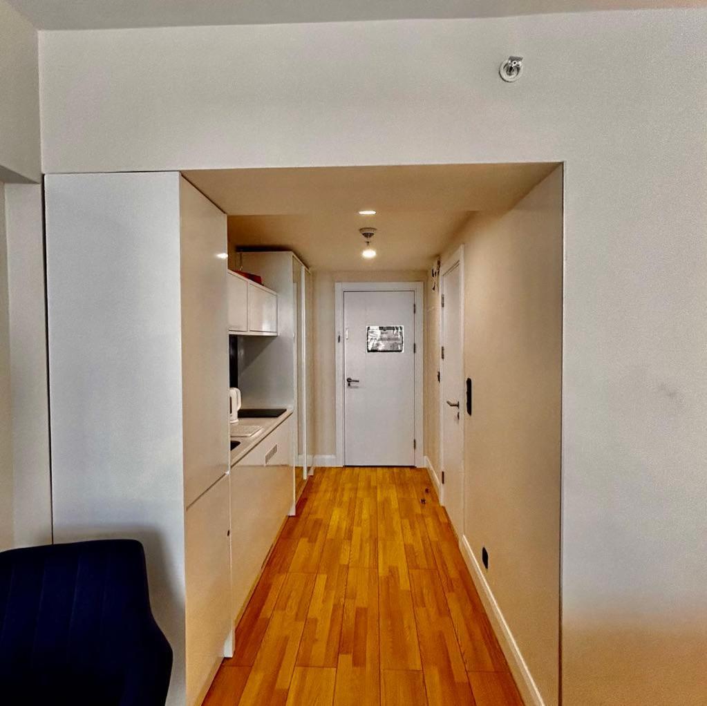 Apartment Twin Towers David バトゥーミ エクステリア 写真